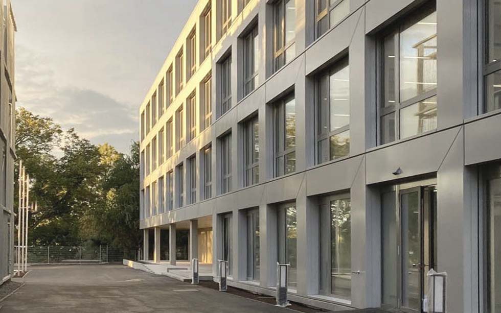 Frisch vollendet: Neubau Bürogebäude Bechtle, Ettlingen